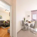 Rea Apartman *