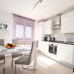Rea *