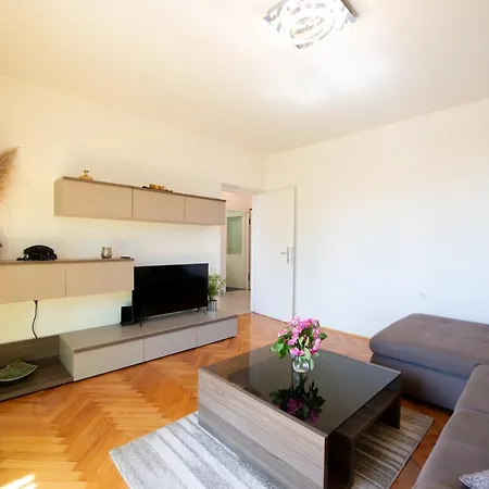 Apartment Rea